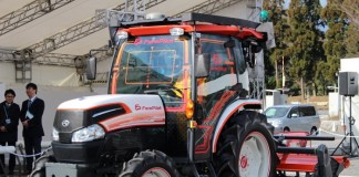 일본, 농업위기 ‘드론·무인 트랙터·로봇·클라우드’로 돌파구 찾는다