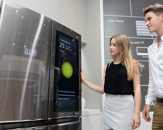 LG전자-아마존, 스마트홈 분야 손잡고 시장 공략 나서