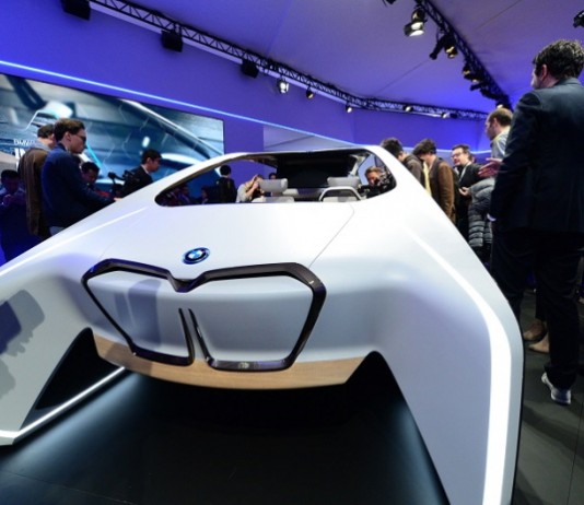 인텔-BMW-모빌아이, 올 하반기 실제 도로서 40여대 자율주행차 시험