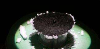 태양광만으로 해수를 담수로 만드는 장치 개발