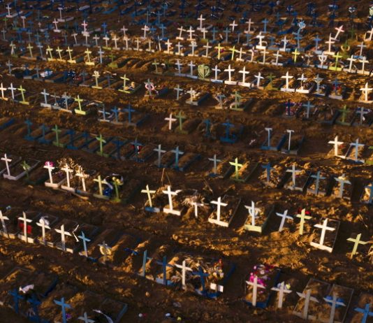 브라질 아마존 인구 75% 코로나 감염…”집단면역 안돼”